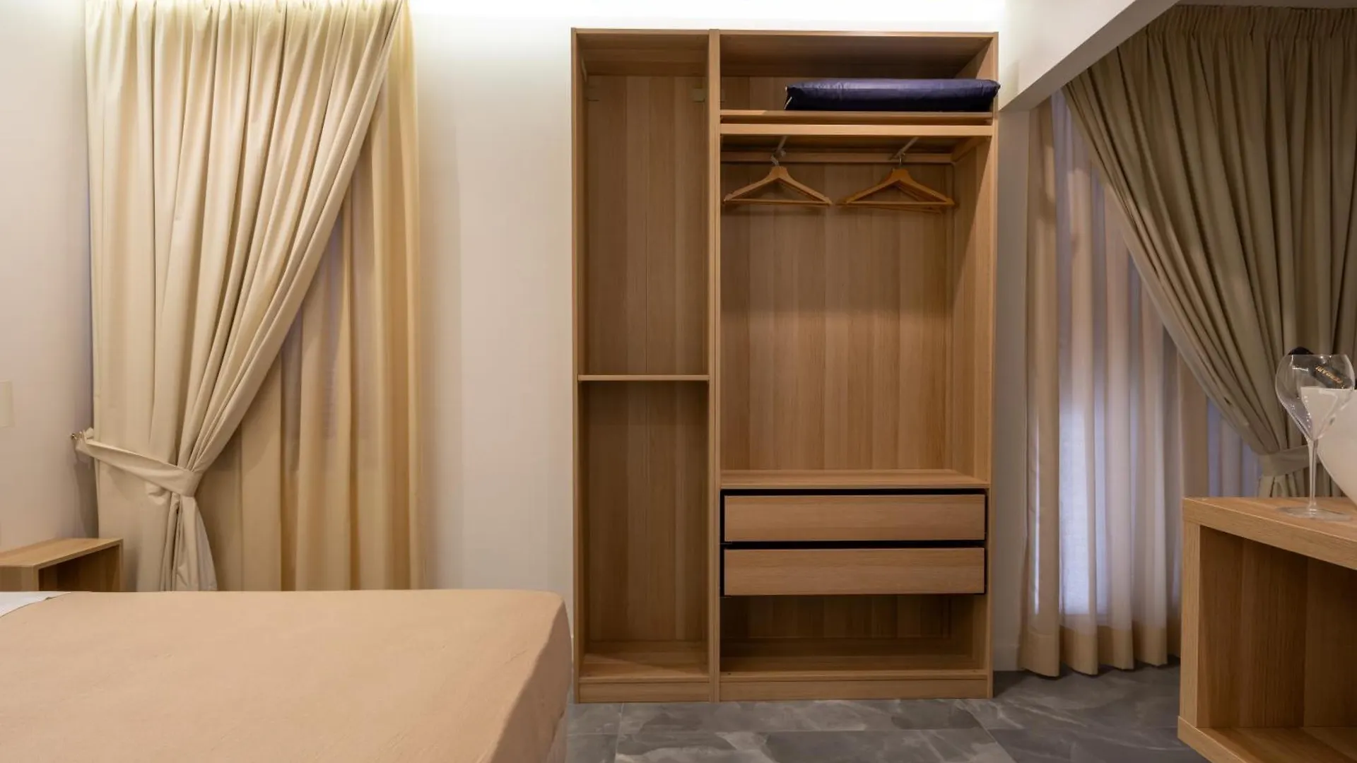 La Maison Di Tina Naples Guest house
