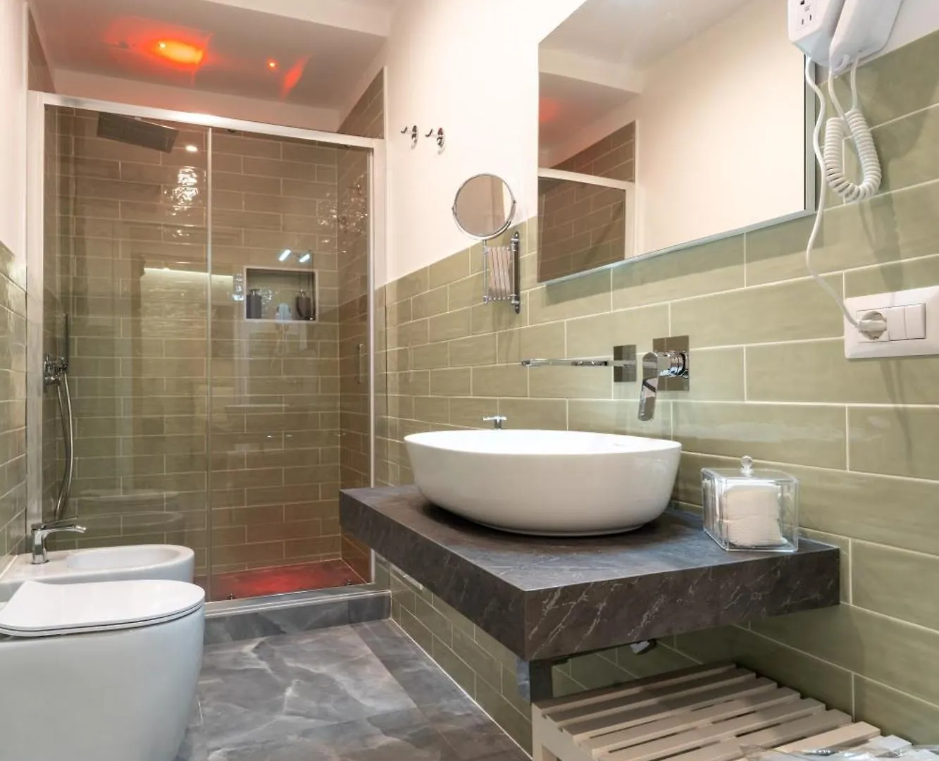 La Maison Di Tina Naples Guest house